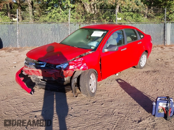2008 Ford Focus S with VIN 1FAHP34N68W210722, listed as a IAAI auction lot 40556454 with 222,106 mi miles. Bid and sale history available at carsss.com. Image 18.
