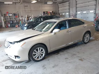 2010 Lexus ES with VIN JTHBK1EG7A2387679, listed as a IAAI auction lot 42056045 with 161,539 mi miles. Bid and sale history available at carsss.com. Image 2.