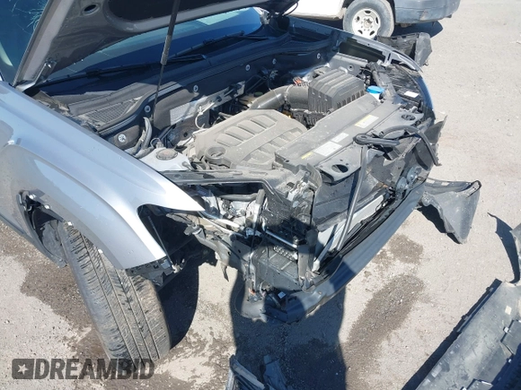 2024 Volkswagen Atlas SE with VIN 1V2KR2CAXRC524586, listed as a IAAI auction lot 41266446 with 15,417 mi miles and . Bid and sale history available at DreamBid. Image 6.