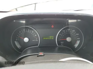 2009 Ford Explorer XLT z VIN 1FMEU63E79UA43921, wystawiony jako Copart lot #80440984 z przebiegiem 251 817 mil mil oraz Czysty tytuł • Clean title. Historia ofert i sprzedaży dostępna na DreamBid. Obrazek 9.