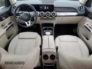 2020 Mercedes-Benz GLB 250 z VIN WDC4M4GB2LW004261, wystawiony jako Copart lot #48759745 z przebiegiem 49 362 mil mil oraz Szkoda całkowita • Salvage title. Historia ofert i sprzedaży dostępna na DreamBid. Obrazek 8.