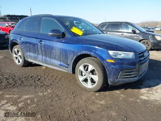 2020 Audi Q5 Premium with VIN WA1ANAFYXL2115457, listed as a IAAI auction lot 41441322 with 72,395 mi miles. Bid and sale history available at carsss.com. Image 1.