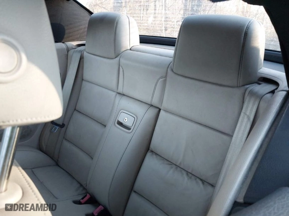 2008 Volkswagen Eos Lux with VIN WVWFA71F88V012298, listed as a IAAI auction lot 41425703 with NaN miles. Bid and sale history available at carsss.com. Image 8.
