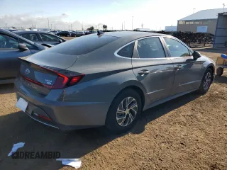 2023 Hyundai Sonata Hybrid Blue with VIN KMHL24JJ4PA057095, listed as a Copart auction lot 60839993 with 2,525 mi miles. Bid and sale history available at carsss.com. Image 3.