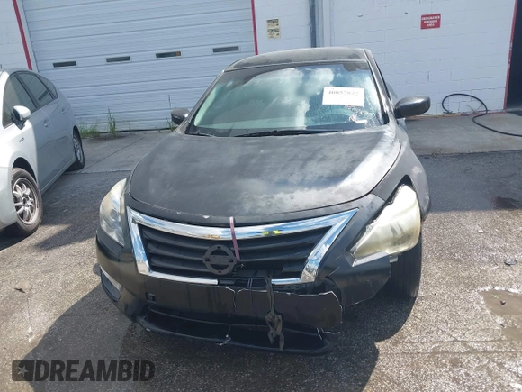 2013 Nissan Altima SV with VIN 1N4AL3AP5DC118239, listed as a IAAI auction lot 40057822 with 266,157 mi miles and . Bid and sale history available at carsss.com. Image 6.