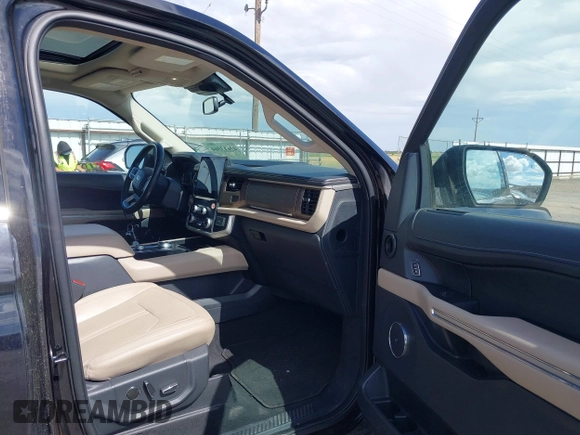 2023 Ford Expedition Limited с VIN 1FMJU2A85PEA55304, выставлен на аукционе IAAI как лот 42613364 с пробегом 62 999 миль миль и . История ставок и продаж доступна на DreamBid. Изображение 5.