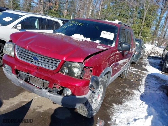 2003 Ford Explorer XLT with VIN 1FMZU73K73UB93693, listed as a IAAI auction lot 41267337 with 184,151 mi miles. Bid and sale history available at carsss.com. Image 2.