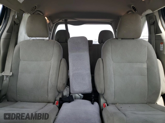 2016 Toyota Sienna L с VIN 5TDZK3DC9GS722856, выставлен на аукционе Copart как лот 50233395 с пробегом 89 225 миль миль и Списание • Salvage title. История ставок и продаж доступна на DreamBid. Изображение 10.