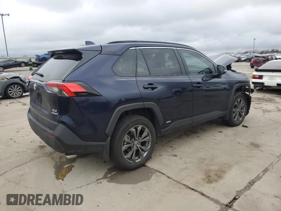 2024 Toyota RAV4 Hybrid XLE Premium with VIN 4T3B6RFVXRU157719, listed as a Copart auction lot 44658025 with 7,047 mi miles and Salvage Title. Bid and sale history available at carsss.com. Image 3.