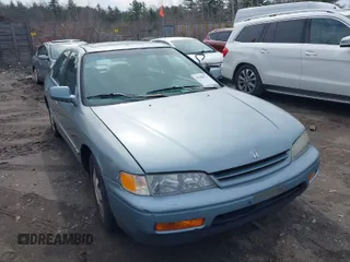 1995 Honda Accord EX w/Leather with VIN 1HGCD5665SA132230, listed as a IAAI auction lot 41955713 with 101,999 mi miles. Bid and sale history available at carsss.com. Image 1.
