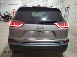 2019 Jeep Cherokee Latitude z VIN 1C4PJLCB5KD242546, wystawiony jako Copart lot #51445625 z przebiegiem 140 256 mil mil oraz Szkoda całkowita • Salvage title. Historia ofert i sprzedaży dostępna na DreamBid. Obrazek 6.
