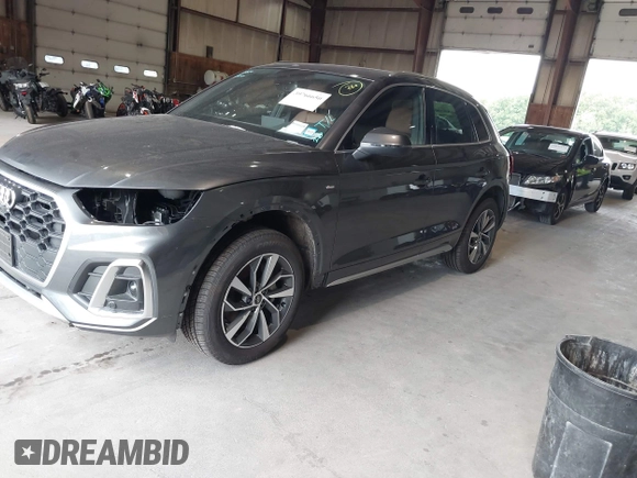 2024 Audi Q5 S line Premium Plus with VIN WA1EAAFY2R2052361, listed as a IAAI auction lot 39766650 with 2,181 mi miles and . Bid and sale history available at DreamBid. Image 2.