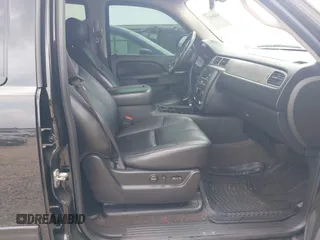 2012 Chevrolet Suburban LT with VIN 1GNSKJE71CR256394, listed as a IAAI auction lot 42689527 with 177,910 mi miles and . Bid and sale history available at DreamBid. Image 5.