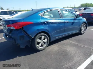 2013 Hyundai Elantra GLS PZEV with VIN KMHDH4AE6DU950644, listed as a IAAI auction lot 41984344 with 117,503 mi miles. Bid and sale history available at carsss.com. Image 4.