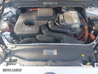 2016 Ford Fusion Energi Titanium with VIN 3FA6P0SU5GR144908, listed as a IAAI auction lot 41701812 with 98,332 mi miles. Bid and sale history available at carsss.com. Image 10.