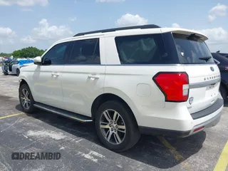 2022 Ford Expedition XLT с VIN 1FMJU1HT0NEA10739, выставлен на аукционе IAAI как лот 42802765 с пробегом 31 493 миль миль и . История ставок и продаж доступна на DreamBid. Изображение 3.