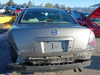 2004 Nissan Altima S with VIN 1N4AL11D84C132534, listed as a IAAI auction lot 41745355 with 144,070 mi miles. Bid and sale history available at carsss.com. Image 6.