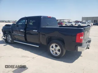 2013 Chevrolet Silverado 1500 LT with VIN 3GCPCSE08DG148103, listed as a Copart auction lot 52362155 with 205,647 mi miles and Salvage Title. Bid and sale history available at DreamBid. Image 2.