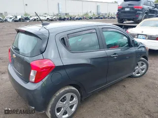 2020 Chevrolet Spark LS with VIN KL8CB6SA8LC414512, listed as a IAAI auction lot 40288911 with 30,916 mi miles. Bid and sale history available at carsss.com. Image 4.