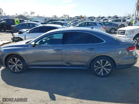 2020 Volkswagen Passat 2.0T SEL with VIN 1VWCA7A30LC025234, listed as a IAAI auction lot 41699506 with 49,117 mi miles. Bid and sale history available at carsss.com. Image 14.
