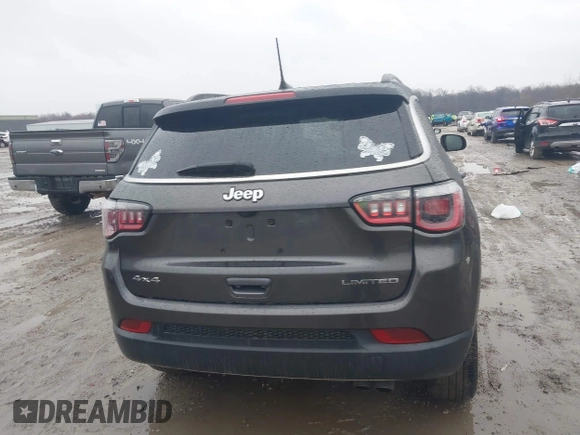 2018 Jeep Compass Limited with VIN 3C4NJDCB6JT201543, listed as a IAAI auction lot 42005502 with 1 mi miles. Bid and sale history available at carsss.com. Image 17.