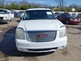 2011 GMC Yukon SLE with VIN 1GKS2AE01BR351651, listed as a IAAI auction lot 41942032 with 337,165 mi miles. Bid and sale history available at carsss.com. Image 12.