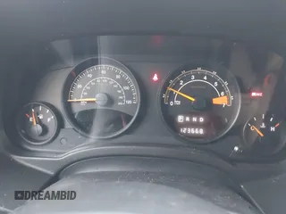 2016 Jeep Patriot High Altitude with VIN 1C4NJRFB4GD639081, listed as a IAAI auction lot 40924588 with 123,668 mi miles and . Bid and sale history available at carsss.com. Image 7.