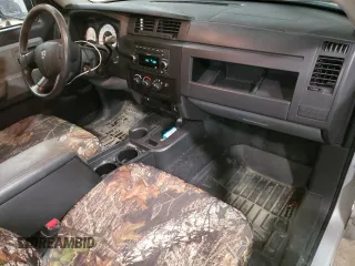 2010 Dodge Dakota with VIN 1D7CW2BK3AS184268, listed as a Copart auction lot 48260235 with 60,542 mi miles and Salvage title. Bid and sale history available at DreamBid. Image 8.