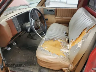 1988 GMC Sonoma with VIN 1GTBS14E2J2539806, listed as a Copart auction lot 71105184 with 141,085 mi miles and Salvage Title. Bid and sale history available at DreamBid. Image 7.