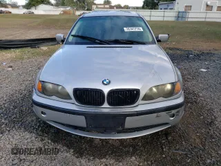 2003 BMW 3 Series 325xi with VIN WBAEU33413PM59296, listed as a Copart auction lot 76141714 with 191,272 mi miles and Non Repairable. Bid and sale history available at carsss.com. Image 5.