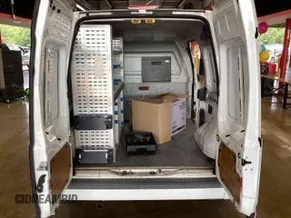 2013 Ford Transit Connect XLT z VIN NM0LS7BN2DT141131, wystawiony jako IAAI lot #42571503 z przebiegiem 151 903 mil mil oraz . Historia ofert i sprzedaży dostępna na DreamBid. Obrazek 32.