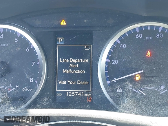 2018 Toyota Highlander LE z VIN 5TDBZRFH4JS840443, wystawiony jako IAAI lot #42372901 z przebiegiem 125 741 mil mil oraz . Historia ofert i sprzedaży dostępna na DreamBid. Obrazek 15.