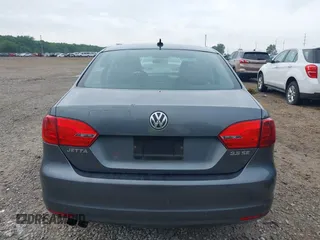 2013 Volkswagen Jetta SE with VIN 3VWDX7AJ7DM426720, listed as a IAAI auction lot 42366632 with 142,318 mi miles and . Bid and sale history available at DreamBid. Image 16.