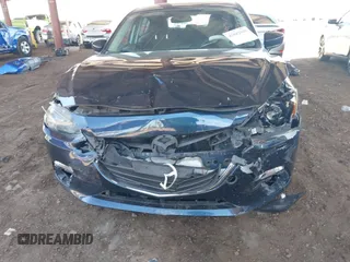 2014 Mazda 3 i Sport with VIN JM1BM1K75E1189548, listed as a IAAI auction lot 41882969 with 138,831 mi miles and . Bid and sale history available at carsss.com. Image 6.