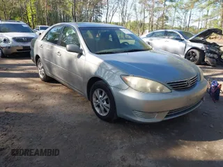 2005 Toyota Camry LE with VIN 4T1BF32K25U612669, listed as a IAAI auction lot 41987399 with 315,639 mi miles and . Bid and sale history available at DreamBid. Image 1.
