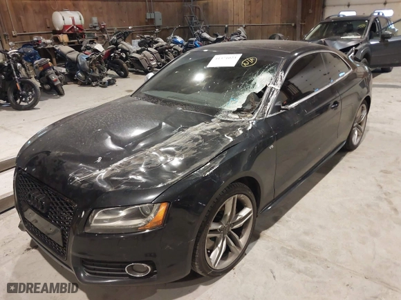 2008 Audi S5 with VIN WAURV78T18A011012, listed as a IAAI auction lot 41371023 with 112,736 mi miles. Bid and sale history available at carsss.com. Image 6.