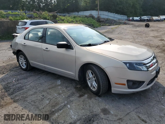 2010 Ford Fusion S with VIN 3FAHP0GA3AR424258, listed as a Copart auction lot 67817944 with 108,232 mi miles and Salvage Title. Bid and sale history available at carsss.com. Image 4.