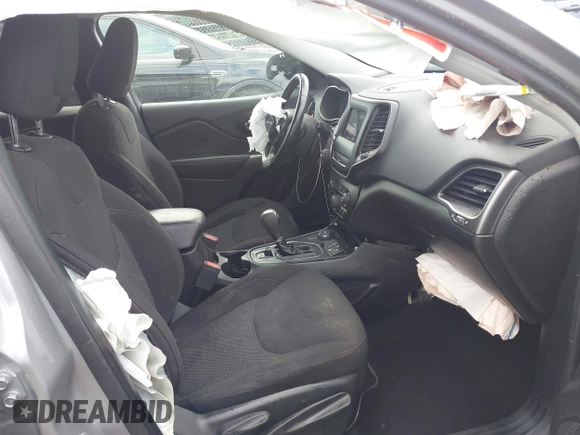 2020 Jeep Cherokee Latitude с VIN 1C4PJMCB9LD546714, выставлен на аукционе IAAI как лот 42177612 с пробегом 56 759 миль миль и . История ставок и продаж доступна на DreamBid. Изображение 5.
