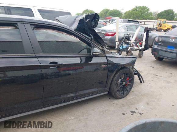 2025 Volkswagen Jetta GLI Autobahn with VIN 3VW2T7BU4SM028146, listed as a IAAI auction lot 41877102 with 18,254 mi miles and . Bid and sale history available at DreamBid. Image 18.