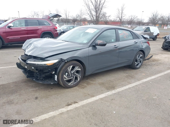 2025 Hyundai Elantra SEL Sport with VIN KMHLM4DG0SU900775, listed as a IAAI auction lot 41727944 with 1,461 mi miles. Bid and sale history available at carsss.com. Image 17.