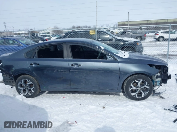 2019 Kia Forte LXS with VIN 3KPF24AD1KE075720, listed as a IAAI auction lot 41601639 with 94,518 mi miles. Bid and sale history available at carsss.com. Image 14.