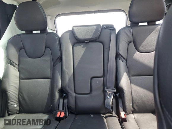 2018 Volvo XC90 Momentum with VIN YV4102PKXJ1352339, listed as a Copart auction lot 54007185 with 117,059 mi miles and Salvage Title. Bid and sale history available at carsss.com. Image 10.