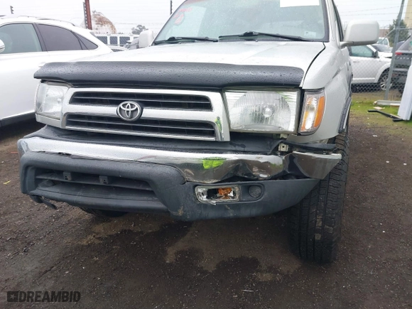 1999 Toyota 4Runner SR5 with VIN JT3HN86RXX0232435, listed as a IAAI auction lot 41473618 with 267,054 mi miles. Bid and sale history available at carsss.com. Image 6.