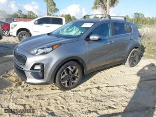 2020 Kia Sportage EX with VIN KNDPN3AC9L7674699, listed as a IAAI auction lot 41152720 with 43384 miles. Bid and sale history available at carsss.com. Image 2.