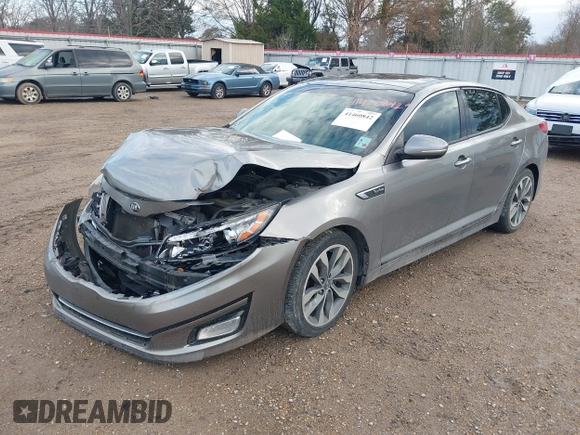 2015 Kia Optima SX Turbo with VIN 5XXGR4A6XFG395441, listed as a IAAI auction lot 41460842 with 140,958 mi miles. Bid and sale history available at carsss.com. Image 2.