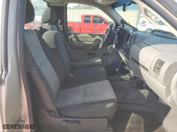 2008 Chevrolet Silverado 1500 Work Truck with VIN 1GCEK14X58Z146883, listed as a Copart auction lot 43907395 with 200,532 mi miles and Salvage Title. Bid and sale history available at carsss.com. Image 10.