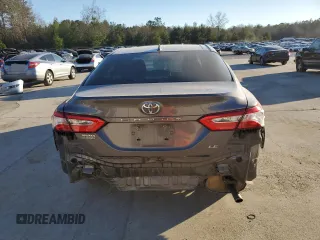2020 Toyota Camry LE with VIN 4T1C11AK3LU945792, listed as a Copart auction lot 46987685 with 87,454 mi miles and Salvage Title. Bid and sale history available at carsss.com. Image 6.