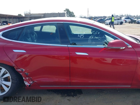 2018 Tesla Model S 75D with VIN 5YJSA1E26JF259651, listed as a IAAI auction lot 41690804 with Not Provided miles and . Bid and sale history available at DreamBid. Image 13.
