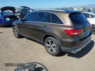 2018 Mercedes-Benz GLC 300 z VIN WDC0G4JB8JV105614, wystawiony jako IAAI lot #42521942 z przebiegiem 95 745 mil mil oraz . Historia ofert i sprzedaży dostępna na DreamBid. Obrazek 3.