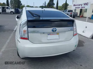 2014 Toyota Prius z VIN JTDKN3DP6E3050927, wystawiony jako IAAI lot #41871777 z przebiegiem 155 040 mil mil oraz . Historia ofert i sprzedaży dostępna na DreamBid. Obrazek 17.